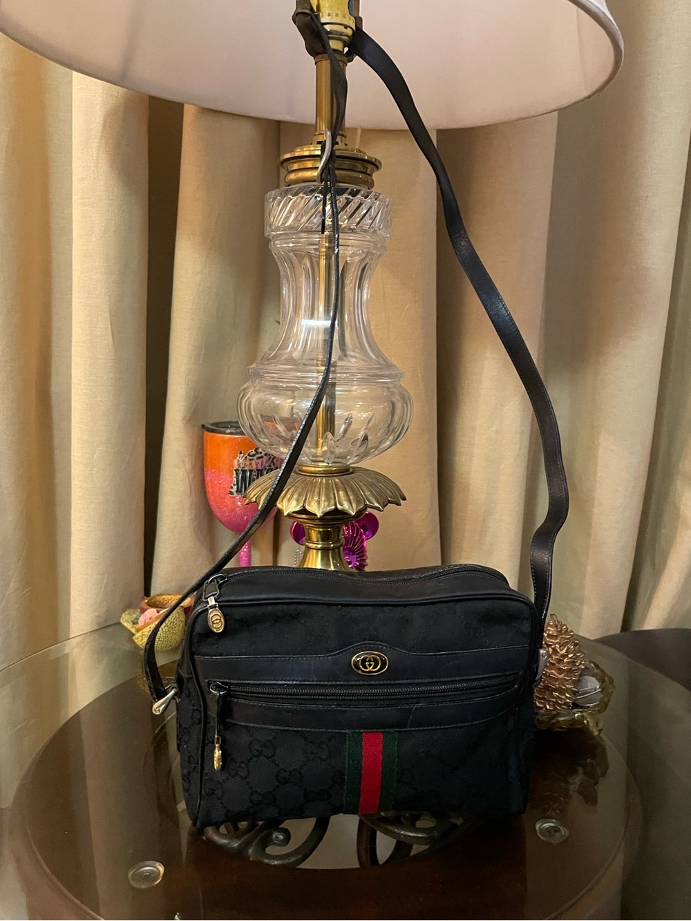 Authentic Gucci, please check all picture of condition